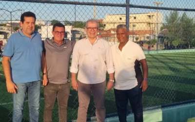 Grande Encontro! Bitta Isidório recebe empresário Dr. João Vicente Claudino e lideranças no complexo esportivo da Cohab